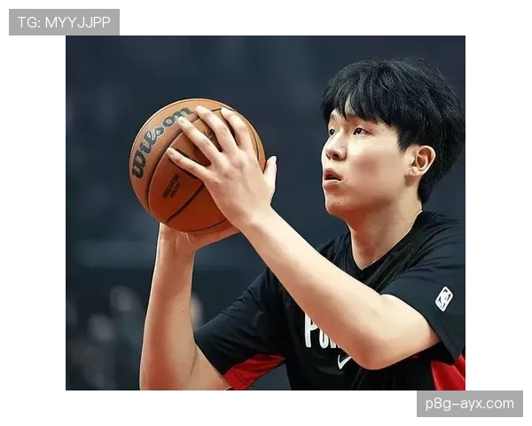 杨瀚森篮下高效得分对比同期内线，展现稳健前场统治力